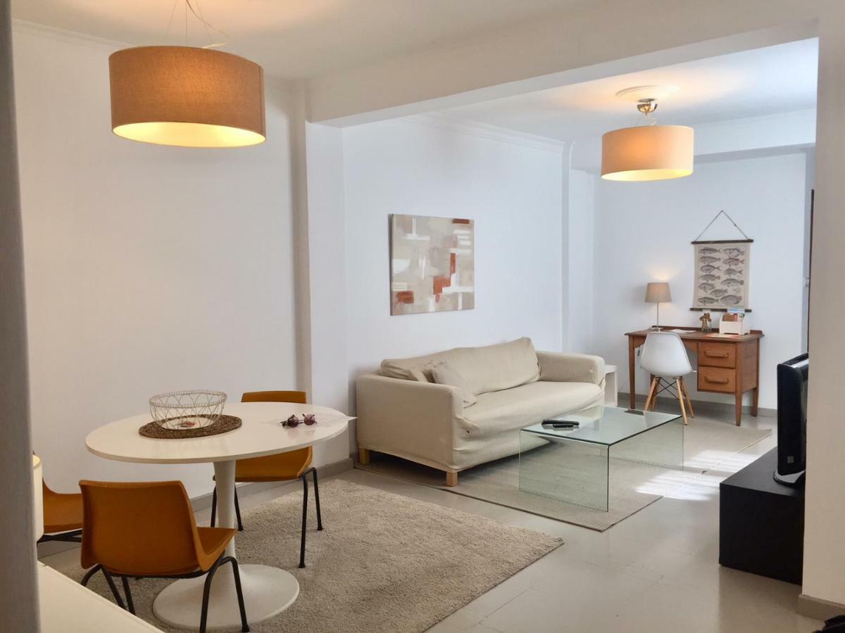 Apartamento Turistico En Pleno Centro De Ferrol Daire Dış mekan fotoğraf